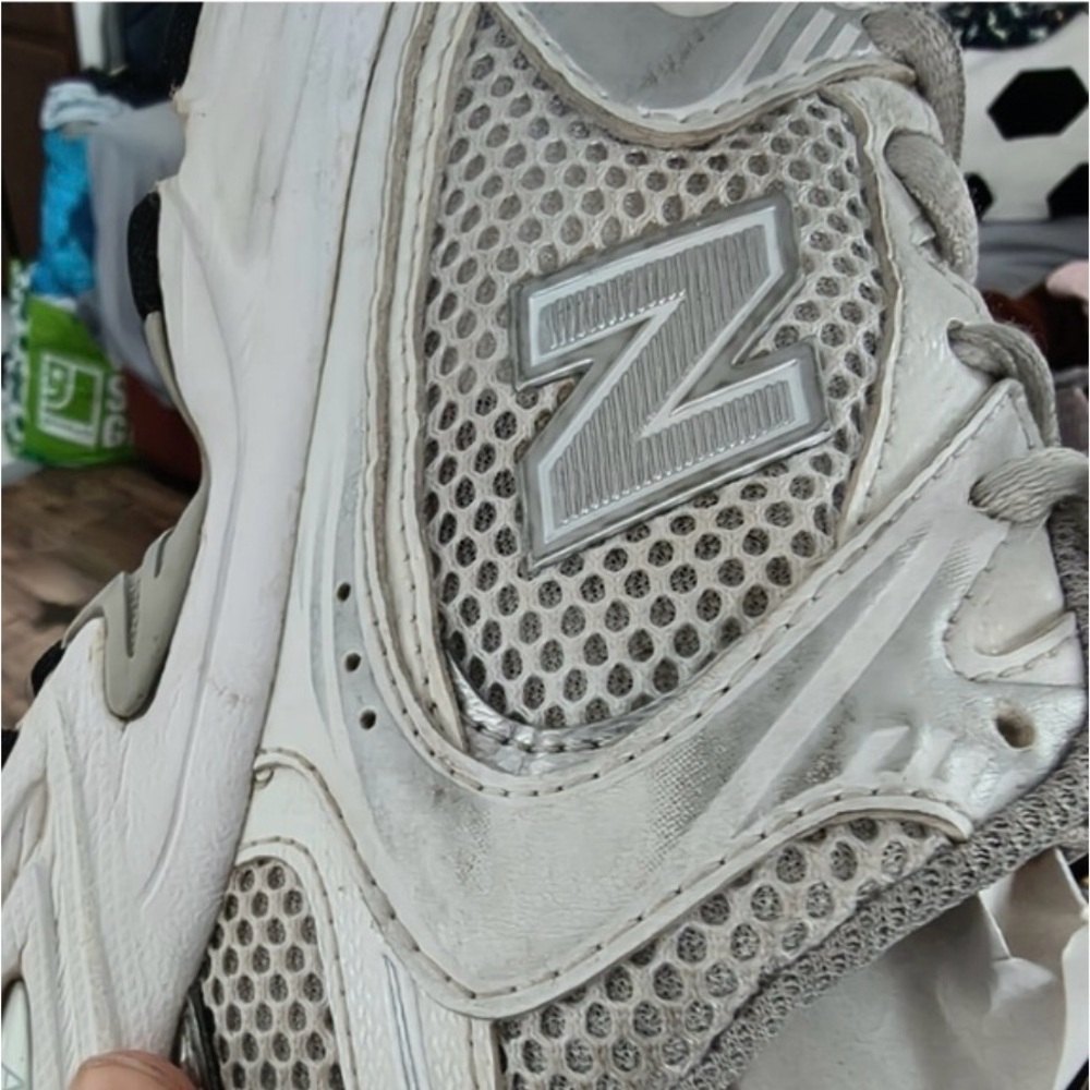 New Balance 530 Women’s Sneakers – White/Silver Metallic, Size US 5, New - Picture 7 of 9